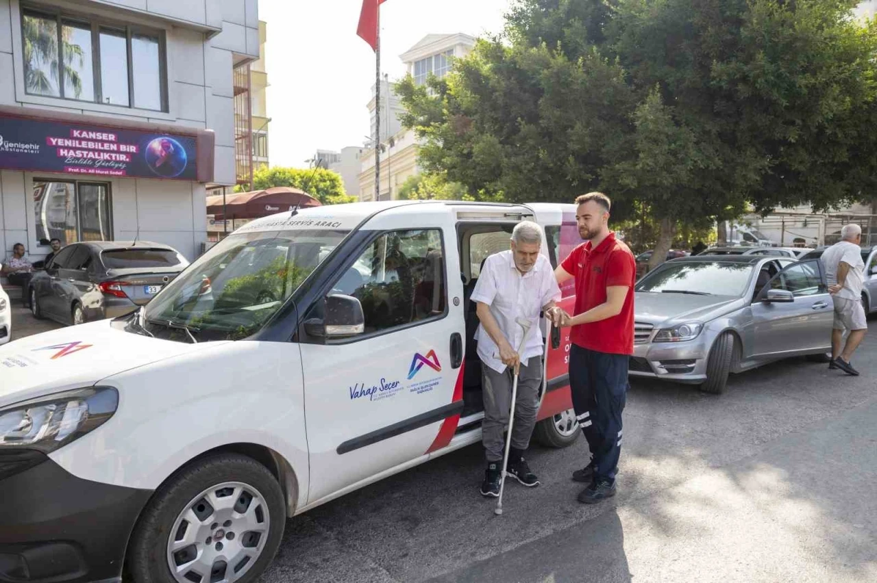Mersin’de onkoloji hastalarına ücretsiz servis hizmeti
