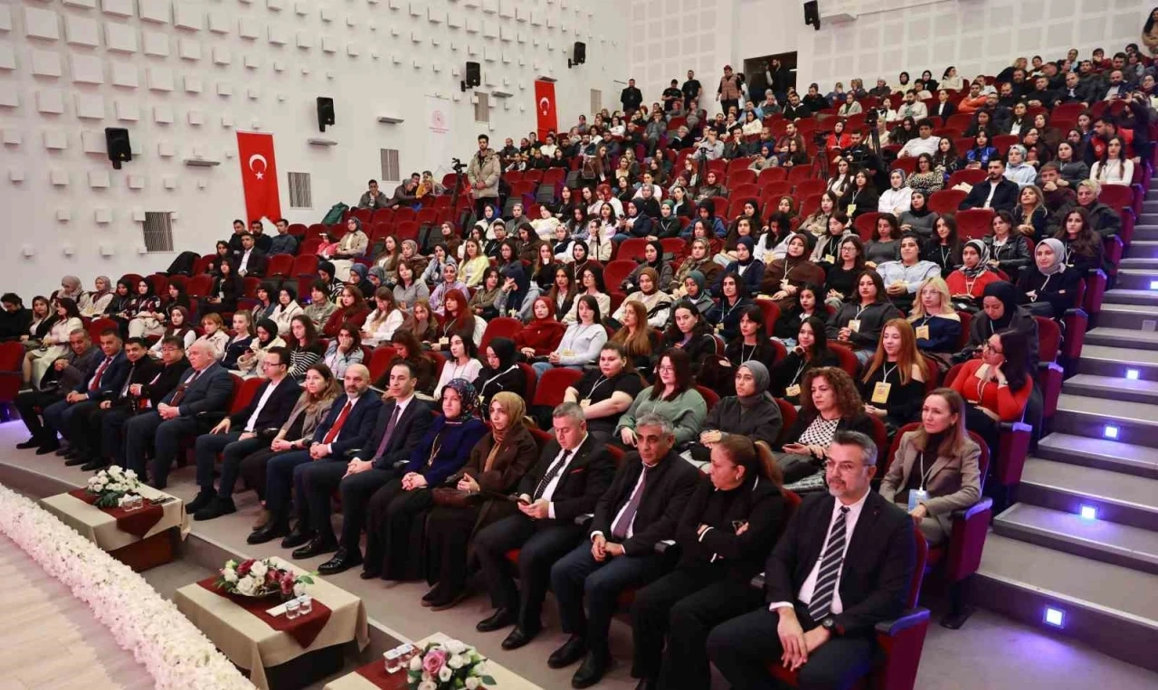 Mersin&rsquo;de Tematik Kış Kampı başladı
