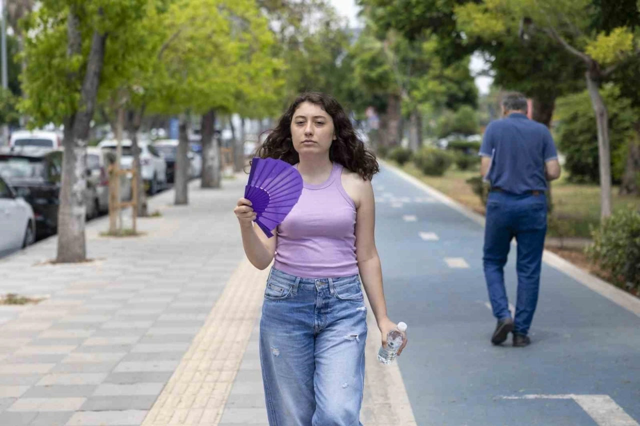 Mersin’de uzmanlardan sıcak hava uyarısı
