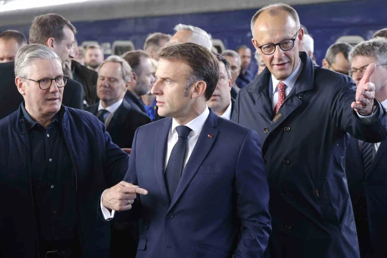 Merz, Macron ve Starmer İsrail saldırılarını görüştü
