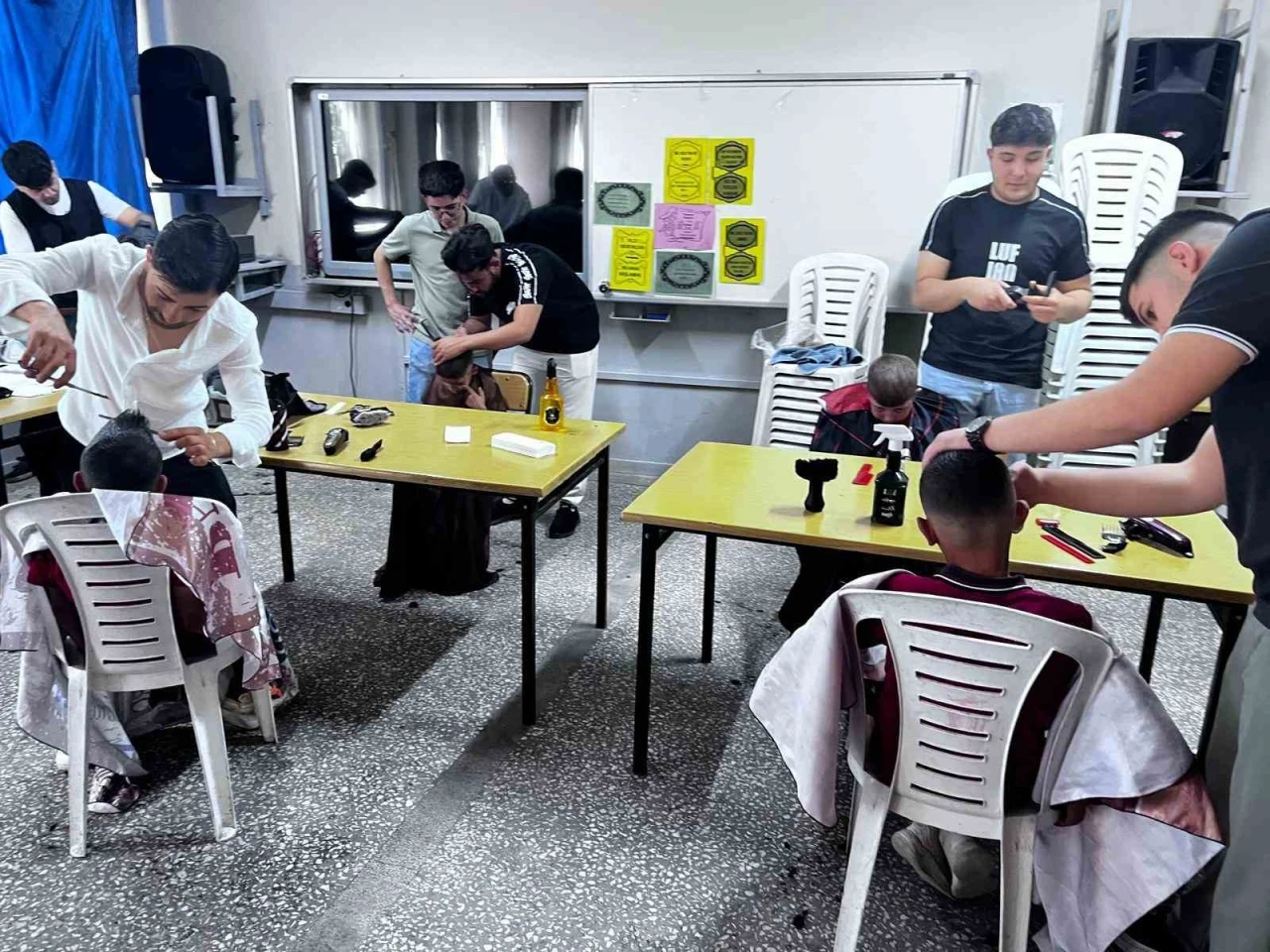 Meslek liselilerden anlamlı sosyal sorumluluk &ccedil;alışması
