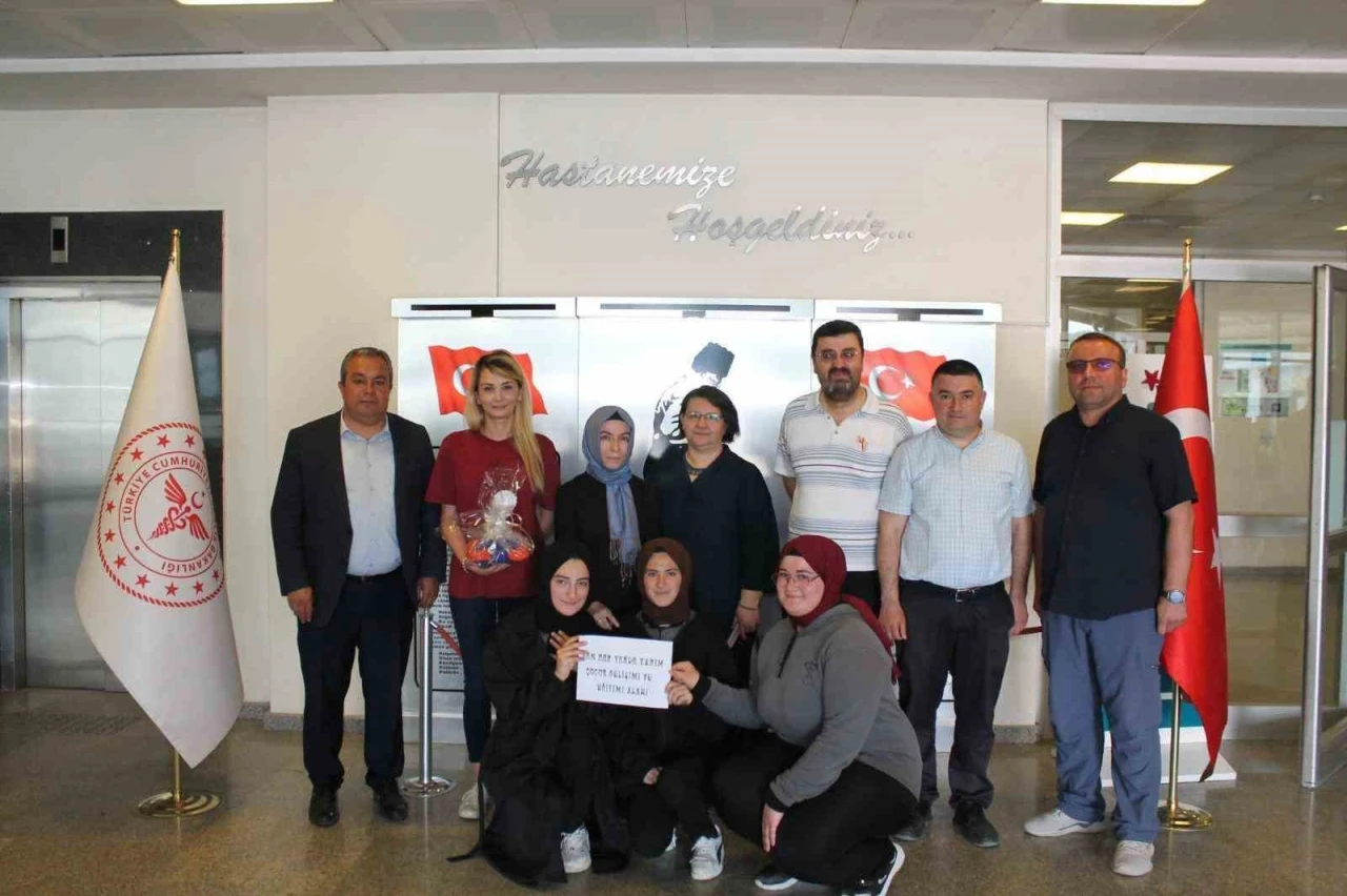 Meslek liselilerden yürekleri ısıtan etkinlik
