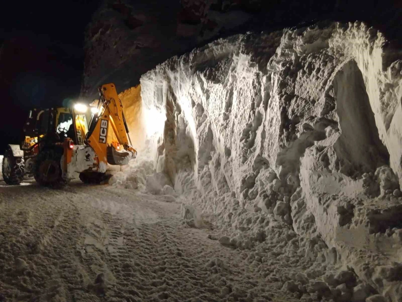 Meteorolojiden 4 il i&ccedil;in &ccedil;ığ uyarısı
