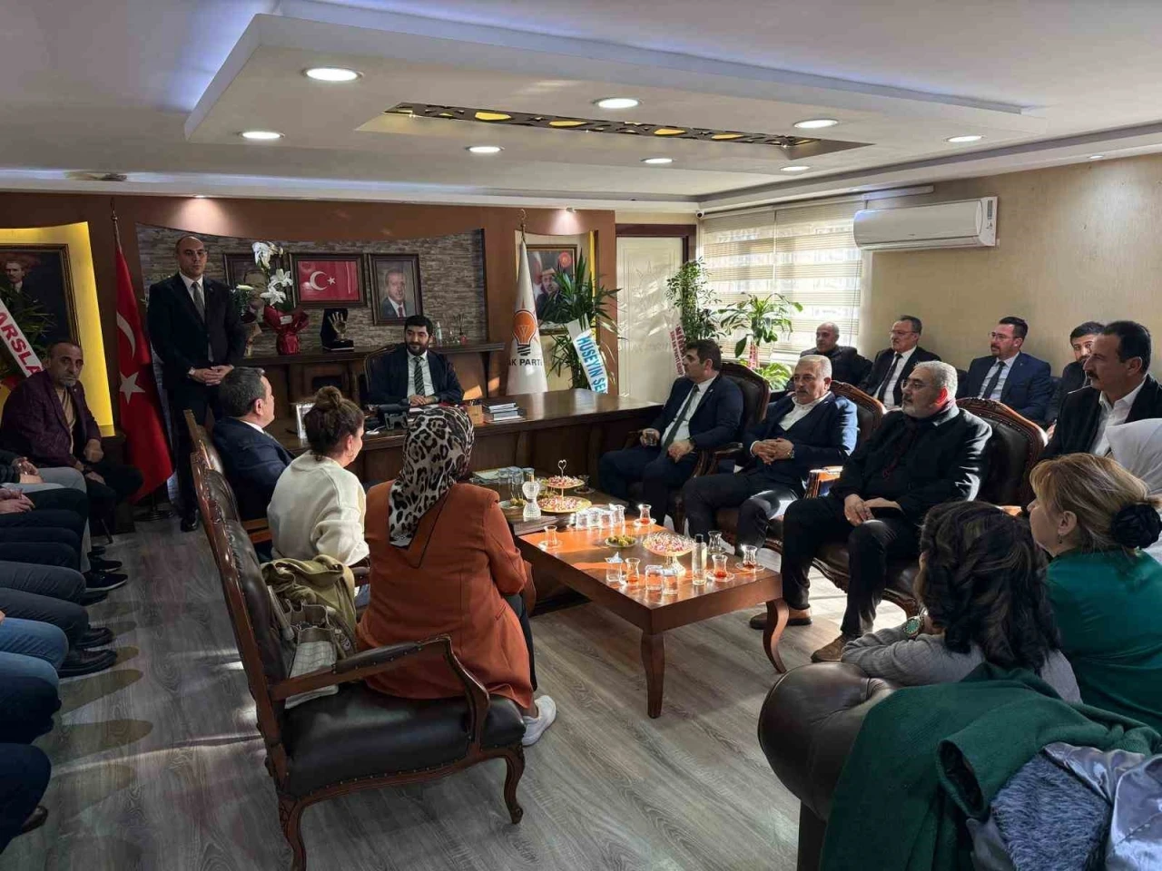 MHP Etimesgut İl&ccedil;e Başkanı Muratg&uuml;l&rsquo;den AK Parti Etmisgut İl&ccedil;e Başkanı Şankazan&rsquo;a ziyaret
