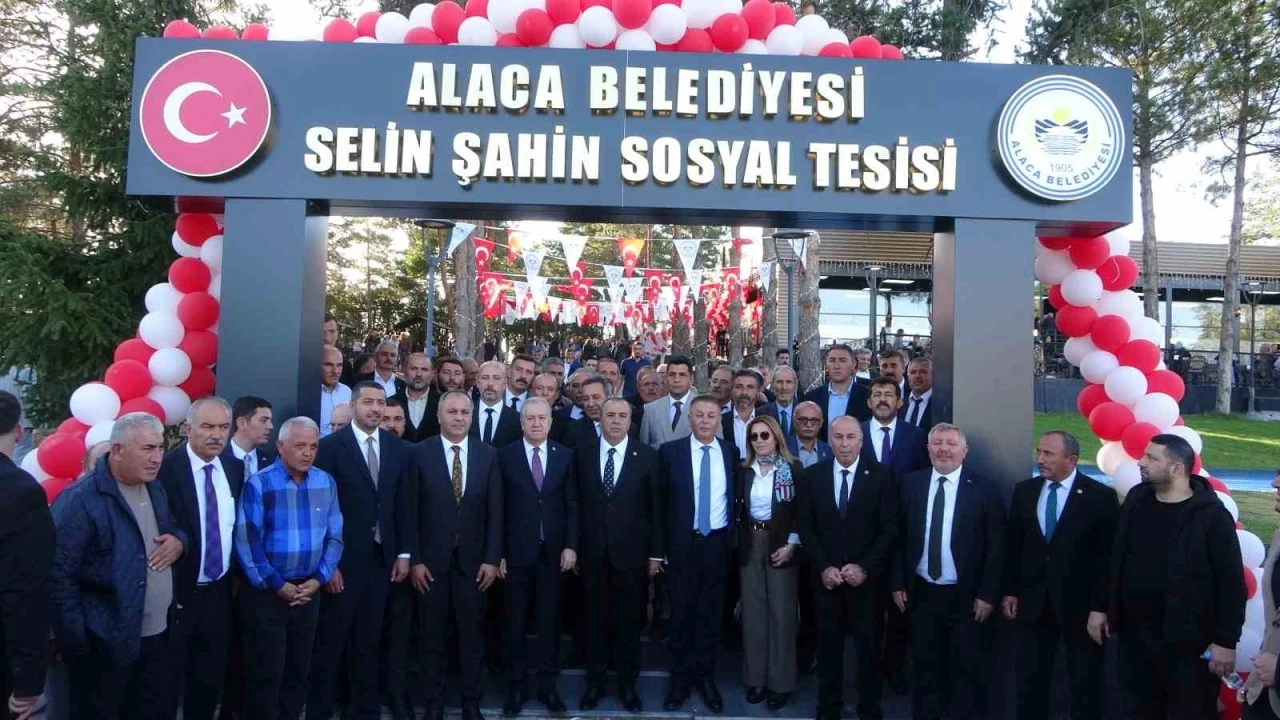 MHP Genel Başkan Yardımcısı Durmaz: &quot;Her adımın tarihe uzandığı kadim kültürü ve eşsiz coğrafyasıyla Alaca, huzurun şehridir&quot;
