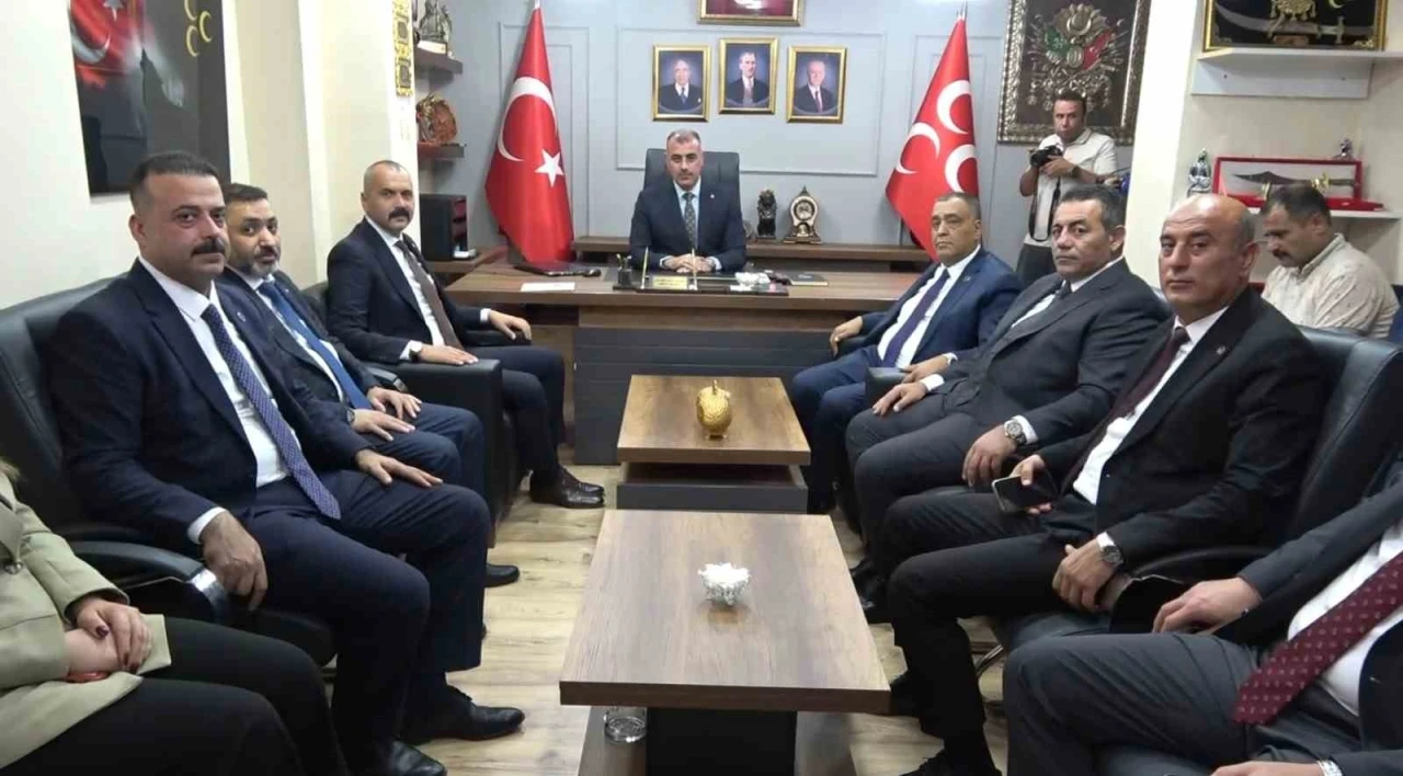 MHP heyeti &quot;Terörsüz Türkiye&quot; toplantıları çerçevesinde Kilis’te
