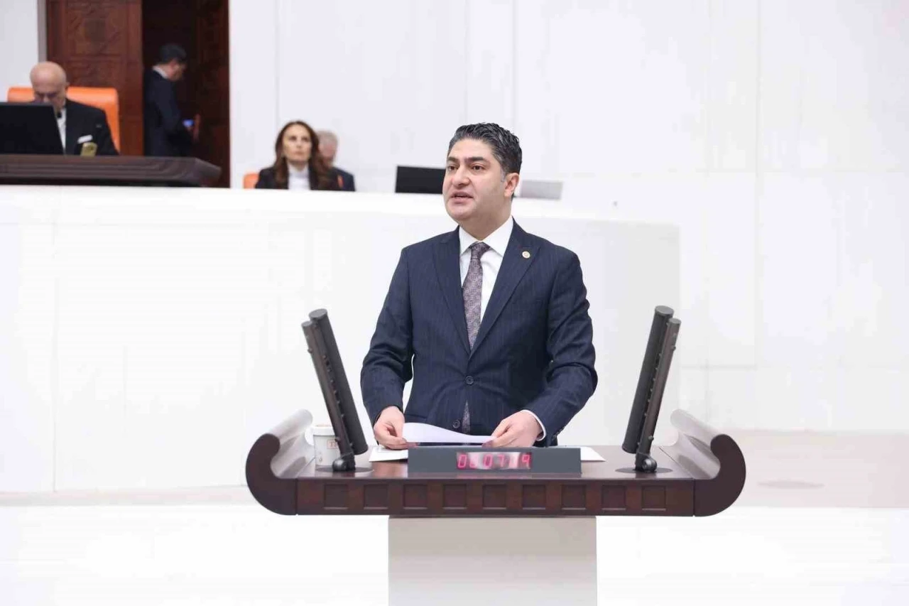 MHP&rsquo;li &Ouml;zdemir: "T&uuml;rk ve T&uuml;rkiye Y&uuml;zyılı hedefimizin ger&ccedil;ekleştirilmesi i&ccedil;in t&uuml;m kurumlarımız &uuml;st&uuml;n bir gayret i&ccedil;erisinde"
