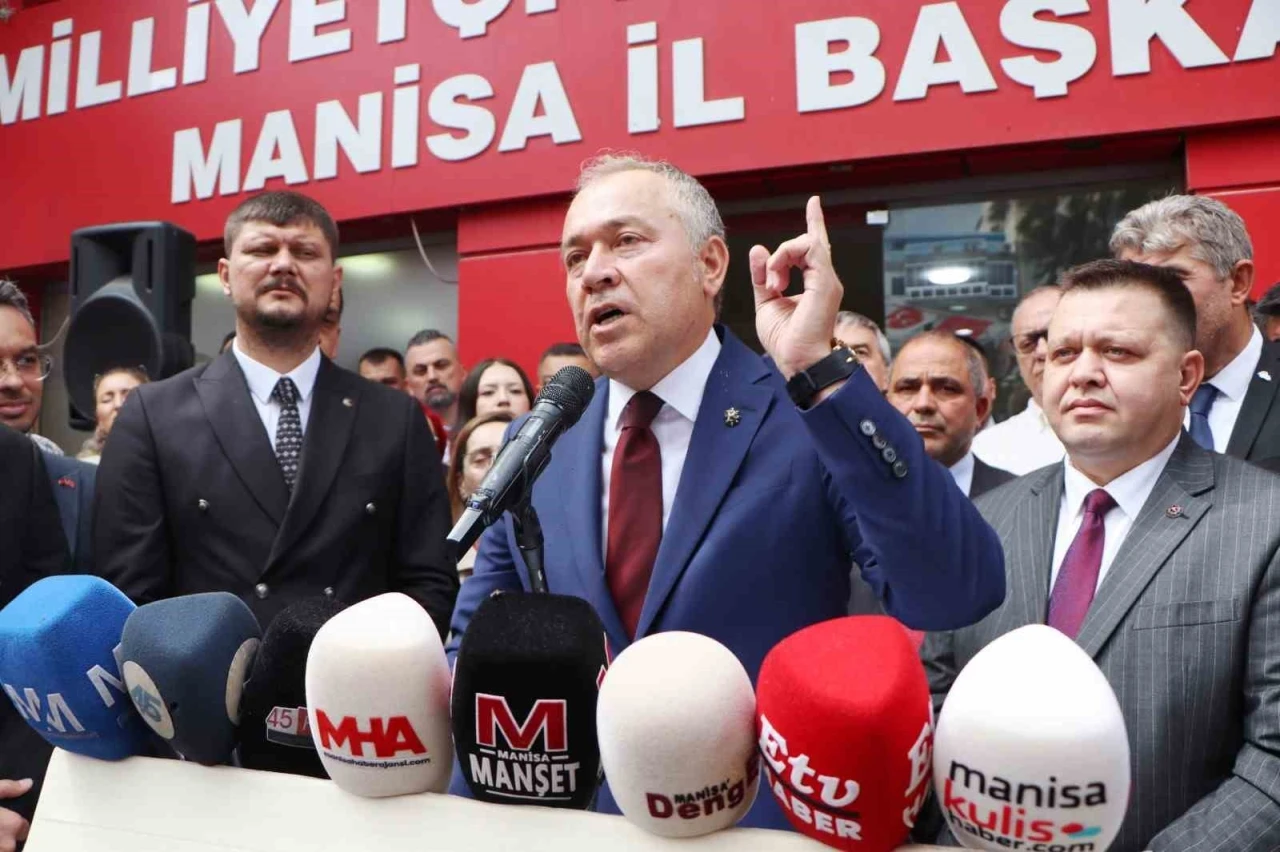 MHP Manisa&rsquo;da devir teslim t&ouml;reninde birlik ve Cumhur İttifakı vurgusu
