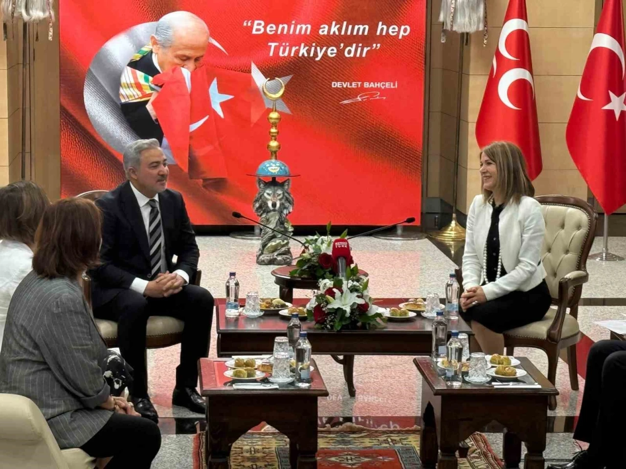 MHP ve DEM Parti ikinci kez bayramlaştı
