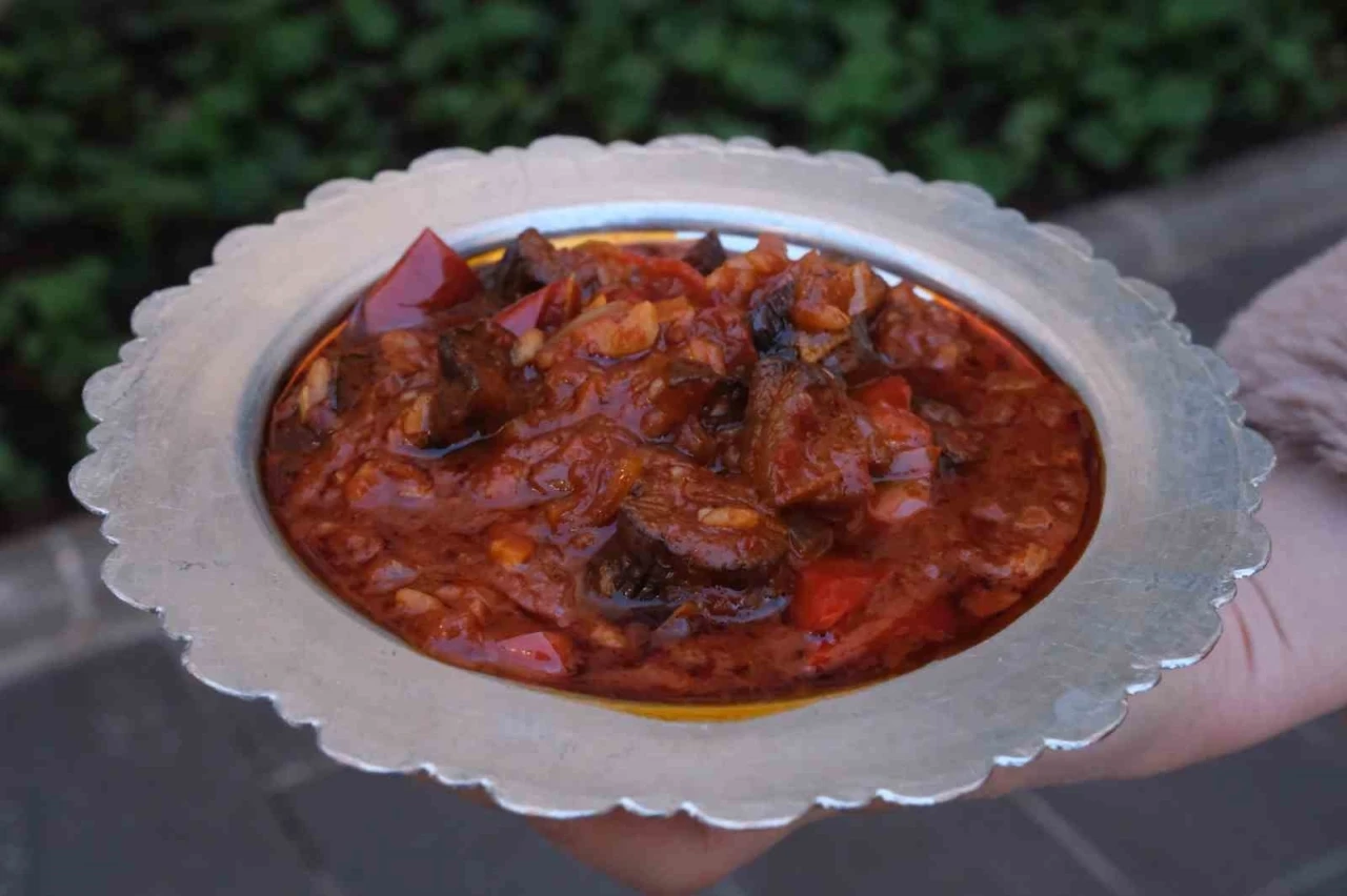 Mıcırık Aşı&rsquo;nın 6&rsquo;ncı en k&ouml;t&uuml; yemek se&ccedil;ilmesine Gaziantepliler tepki g&ouml;sterdi
