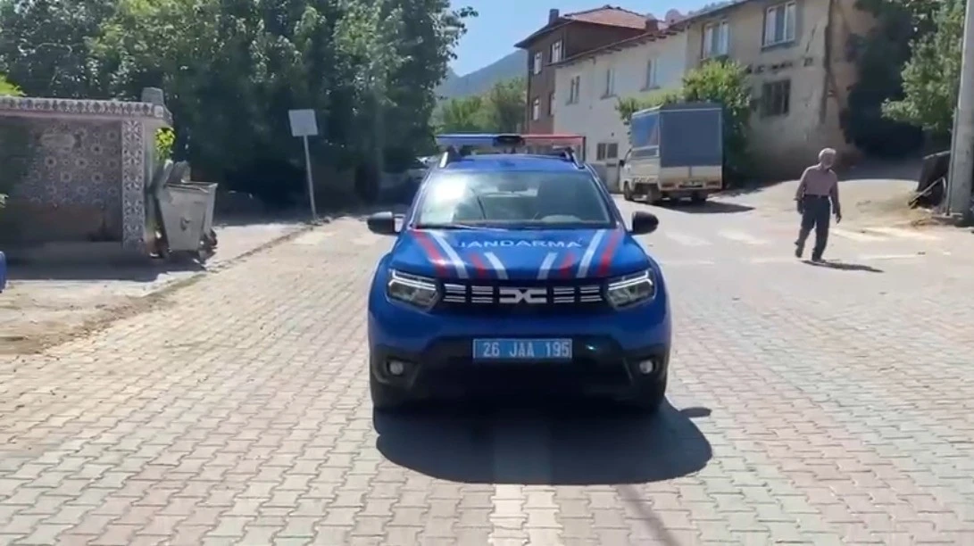 Mihalgazi’de orman yangınlarına karşı jandarmadan uyarı anonsları
