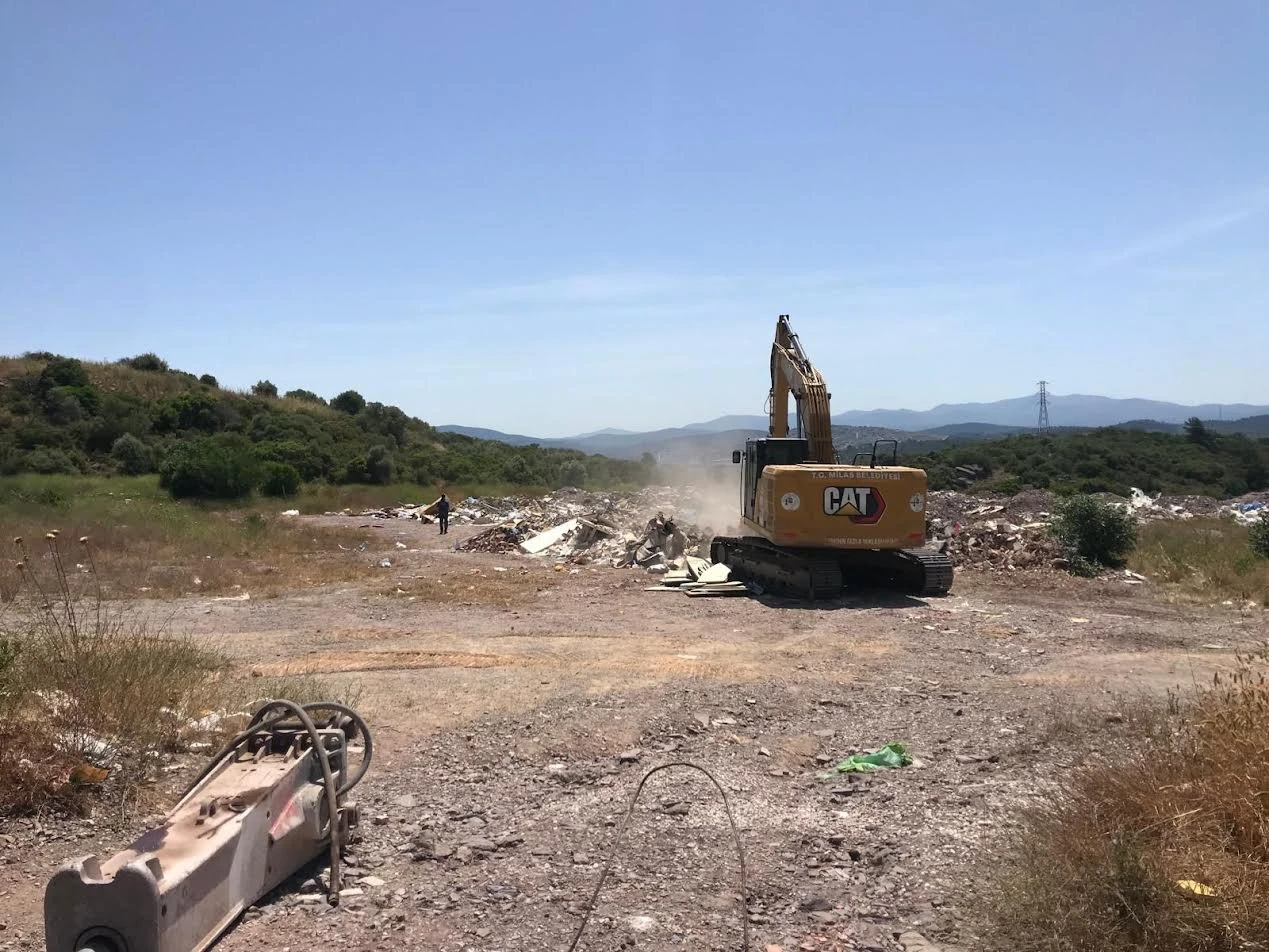 Milas Belediyesi'nden Temizlik Harekatı