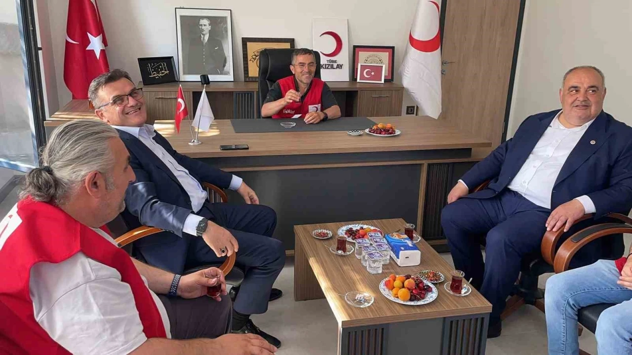 Milletveki Aldatmaz’dan Kızılay Başkanı yalçın’a ziyaret
