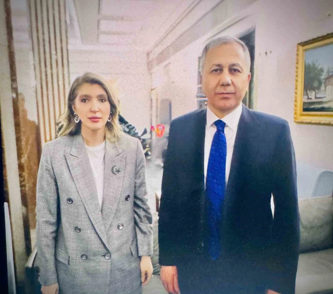 Milletvekili &Ouml;lmeztoprak, Bakan Yerlikaya ile kira yardımları ve projeleri g&ouml;r&uuml;şt&uuml;
