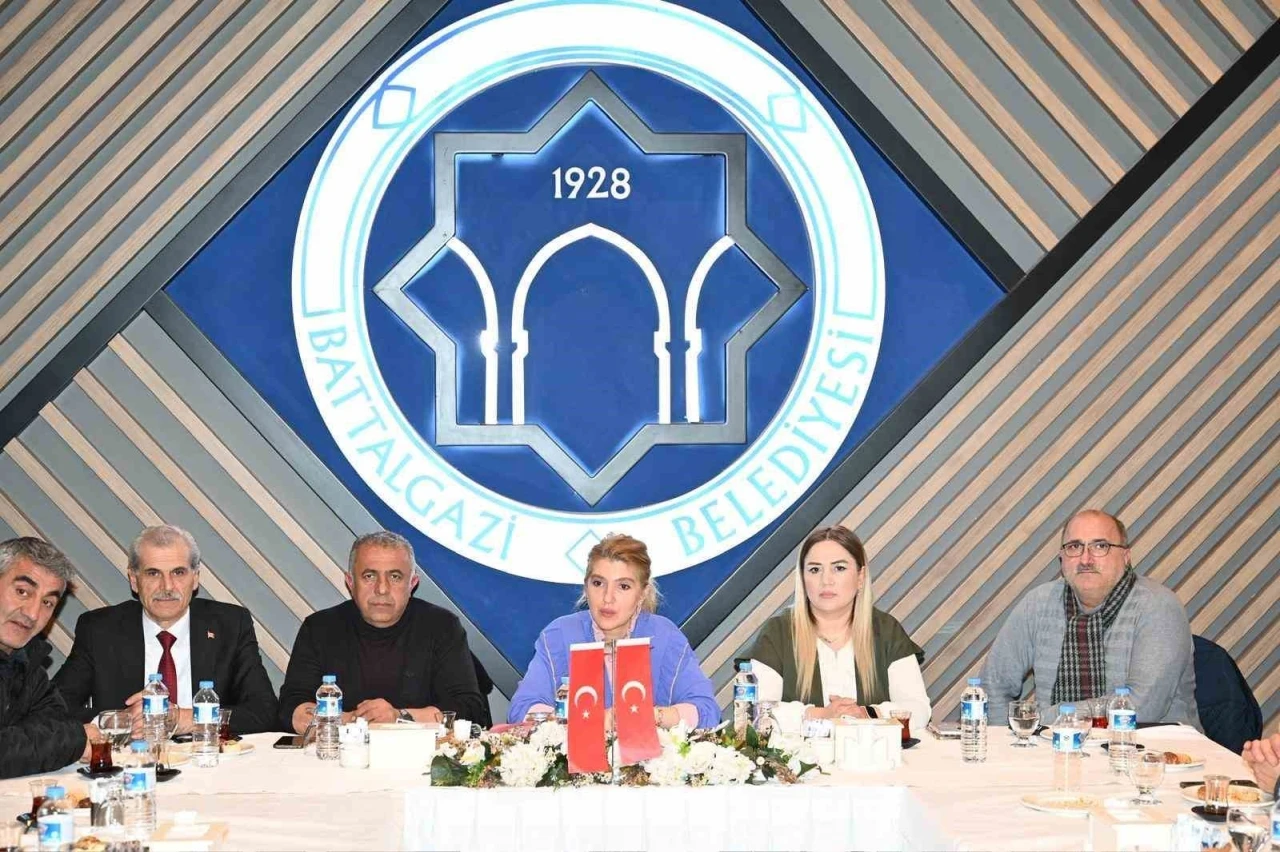 Milletvekili Ölmeztoprak: &quot;Malatya’mız için çözüm ve takip içerisindeyiz&quot;
