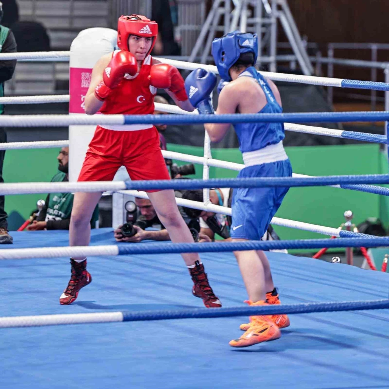 Milli boksörlerden Riyad’da 6 madalya
