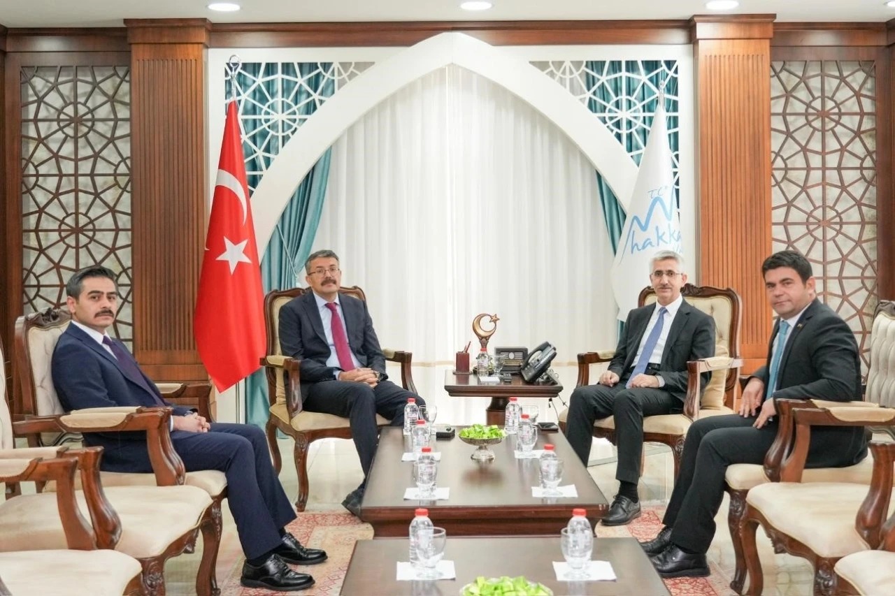 Milli Eğitim Bakan Yardımcısı Yılmaz Hakkari’de
