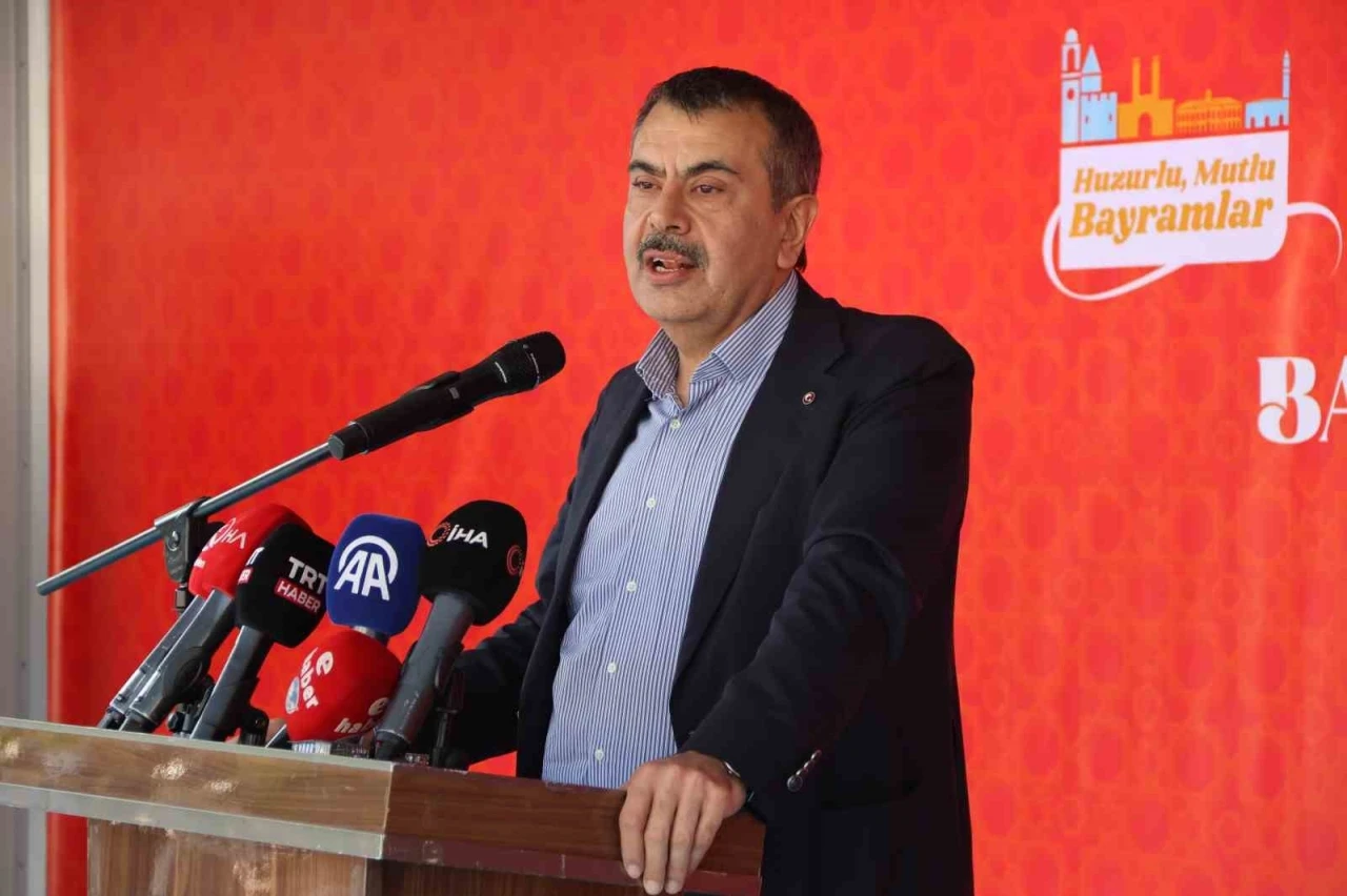 Milli Eğitim Bakanı Tekin: &quot;Herkesin dinini, inancını özgürce yaşayabildiği bir ülke oluşturduk&quot;
