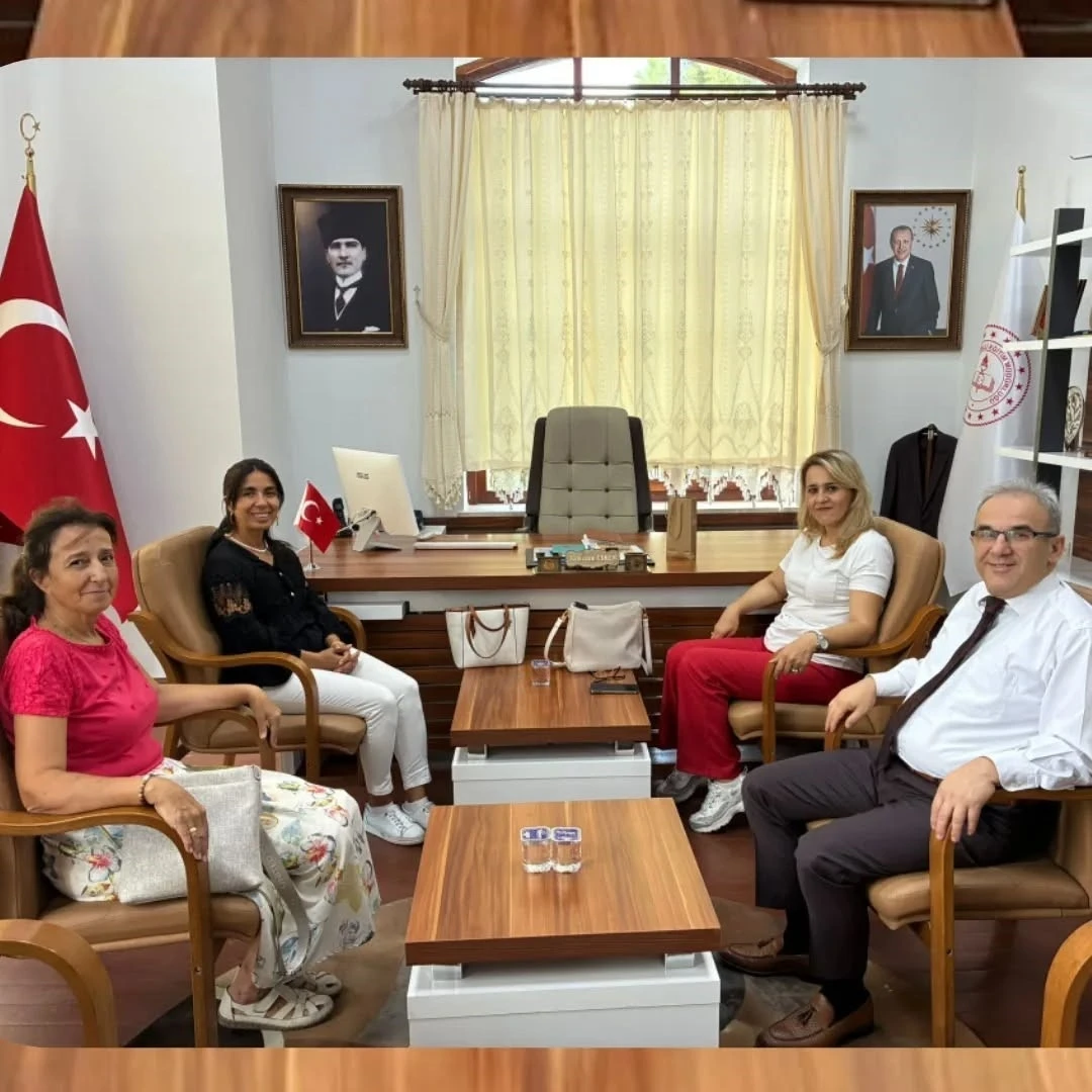 Milli Eğitim Müdürü Esmen’e hayırlı olsun ziyareti
