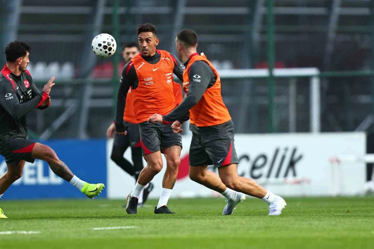 Milliler, Bulgaristan maçı hazırlıklarını sürdürdü
