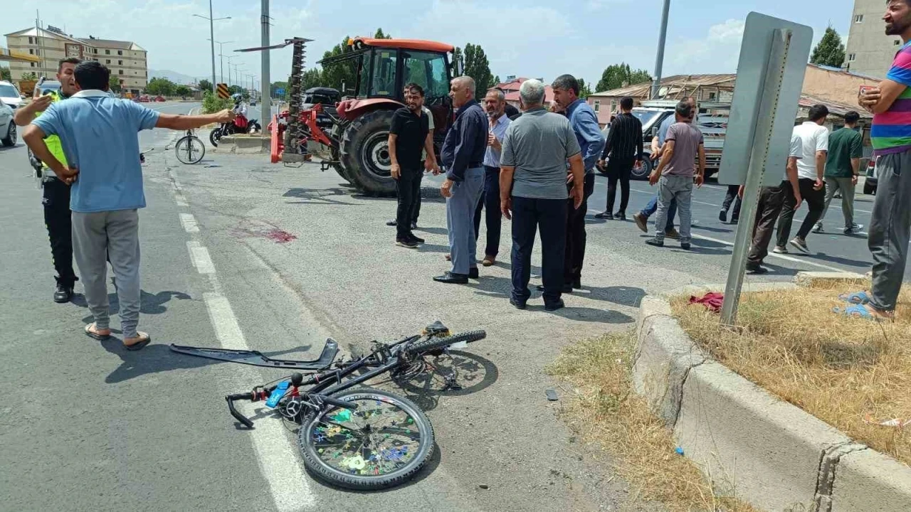 Minibüsün çarptığı 14 yaşındaki bisikletli çocuk hayatını kaybetti
