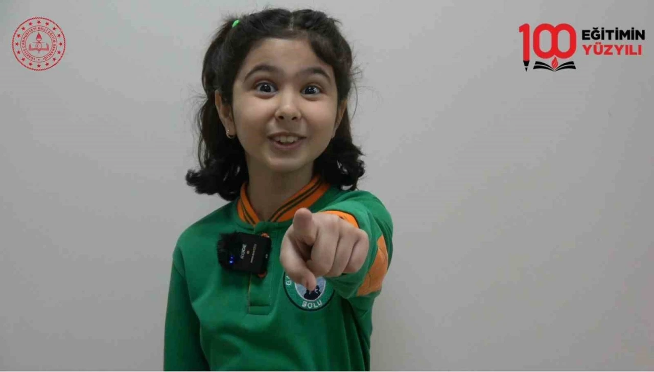 Minik yüreklerden Anneler Günü’ne renkli kutlama
