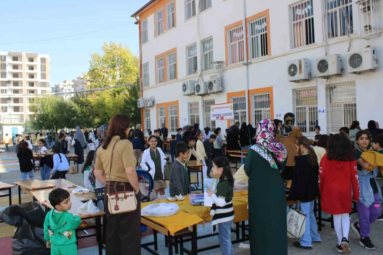Minik yüreklerden Gazze’ye destek etkinliÄŸi