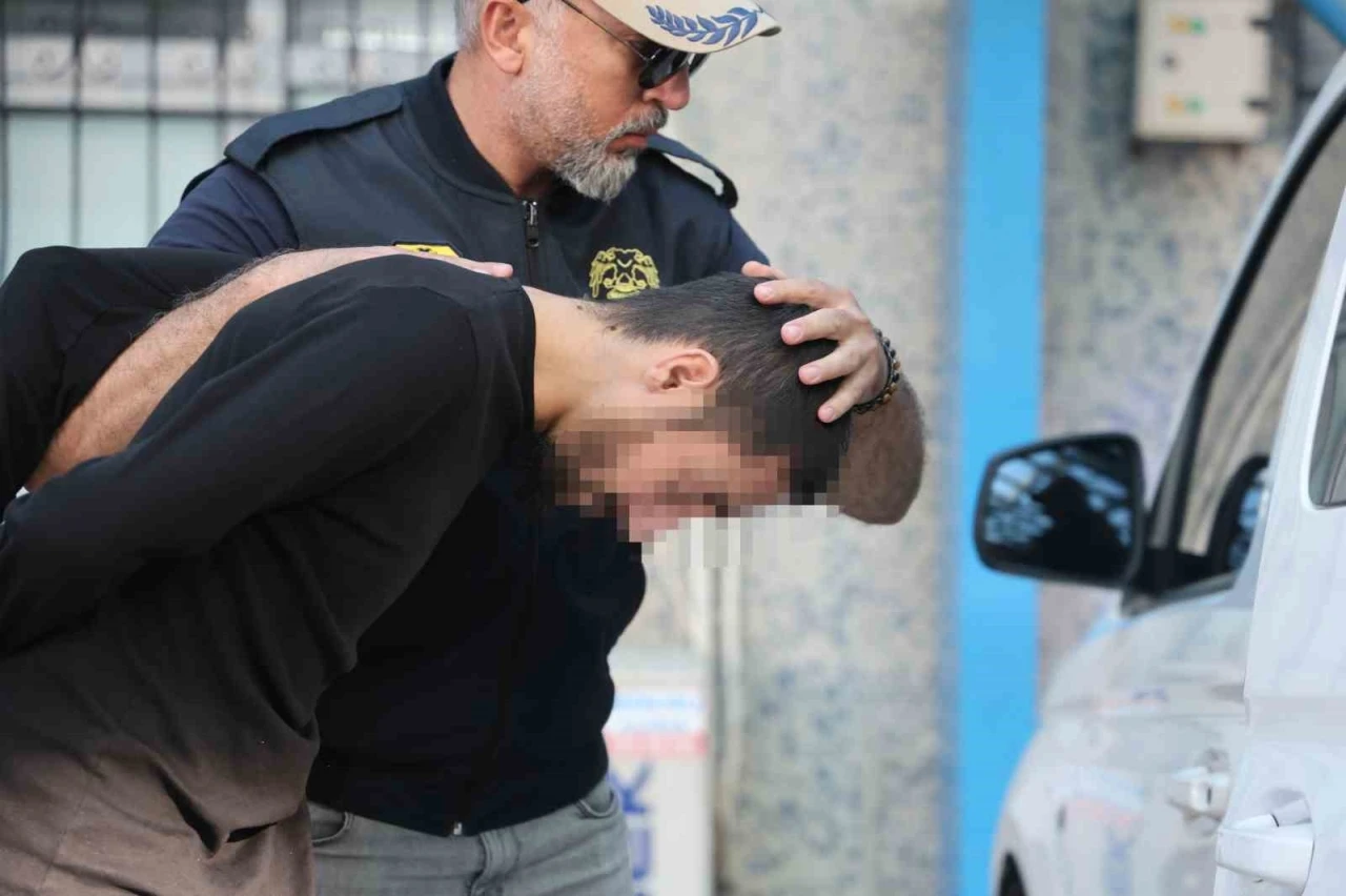 MİT tarafından yakalanan DAEŞ&rsquo;ın s&ouml;zde sorumlusu Konya&rsquo;ya getirildi
