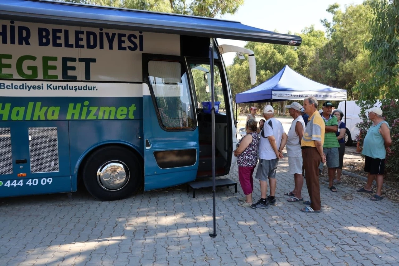 Mobil Halk Ege Et Davutlar&rsquo;da vatandaşlardan yoğun ilgi g&ouml;rd&uuml;
