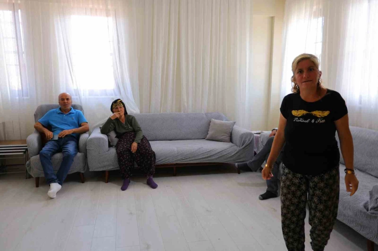 Modern köy evlerinin teslimi sürüyor, bayrama yeni yuvalarında girdiler
