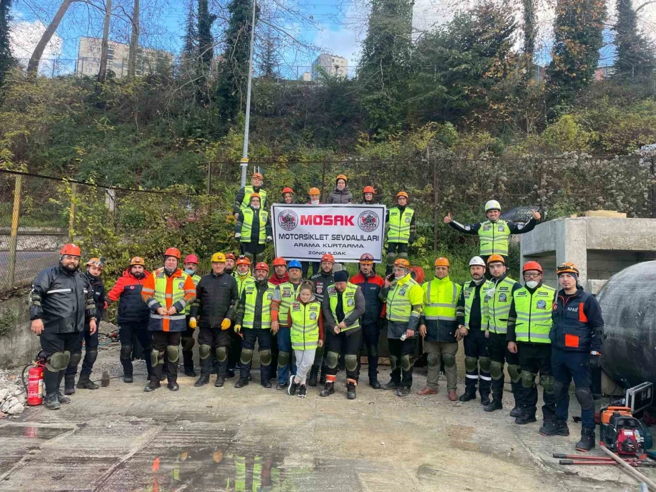 Motosiklet Sevdalıları arama ve kurtarma ekibi akredite olma yolunda
