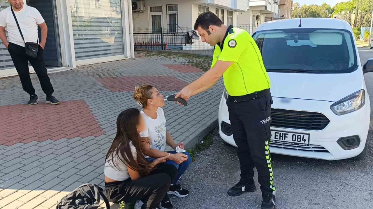Motosikletle çarpışan otomobilin kadın sürücüsü, alkolmetreyi üflerken gözyaşlarını tutamadı
