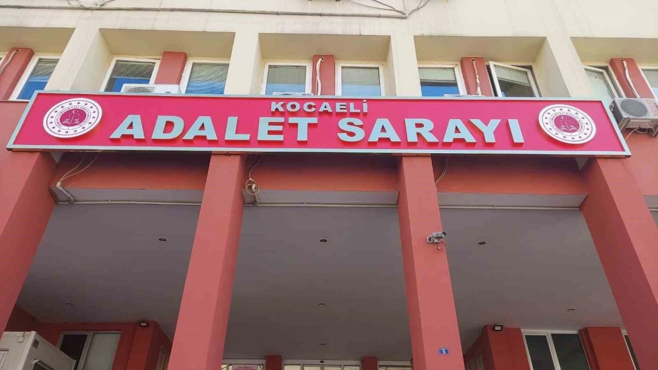 Motosikletli iki kişinin ölümüne sebep olan sanığa 15 yıla kadar hapis talebi
