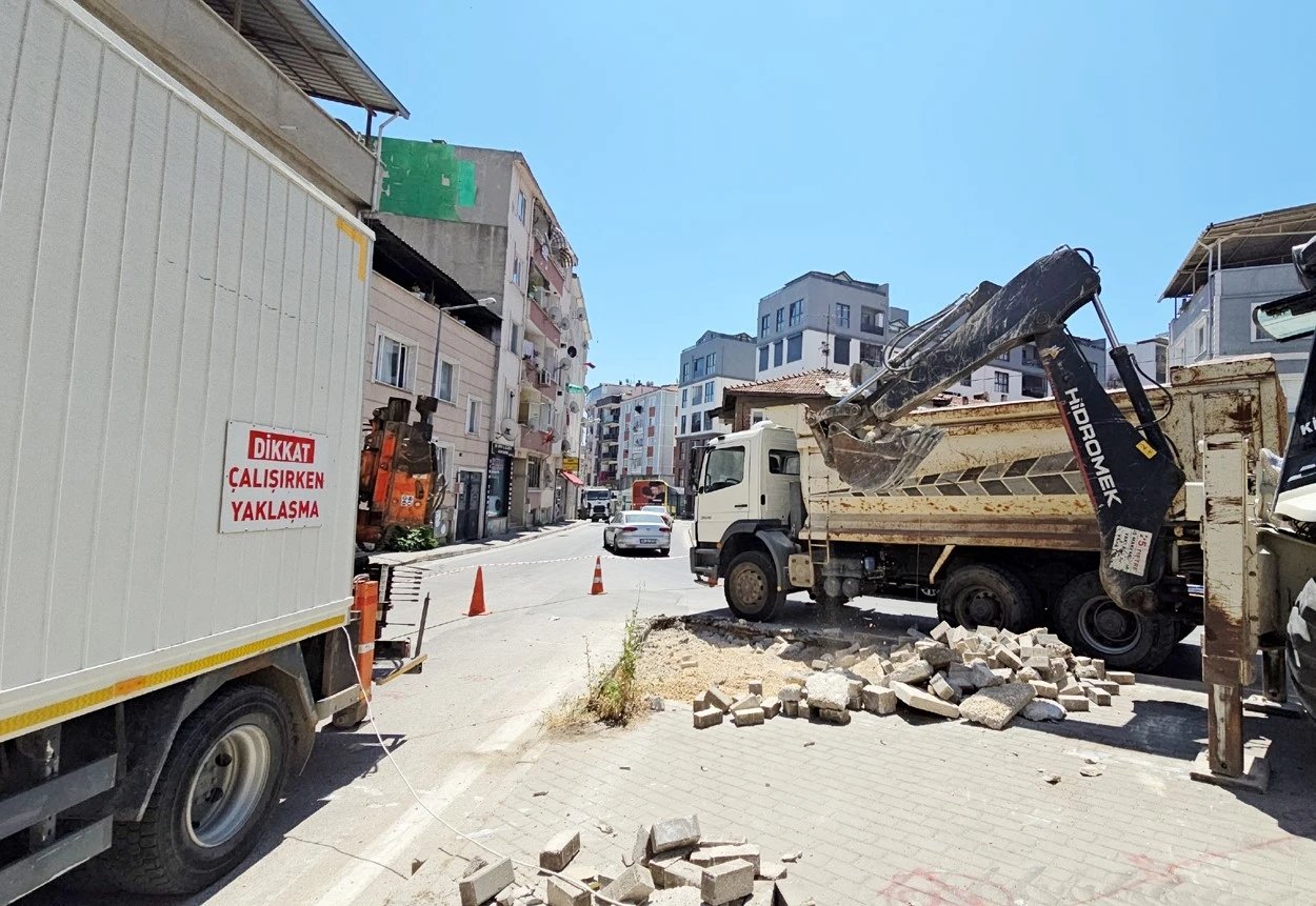 Mudanya’da alternatif yolda genişletme çalışmaları başladı

