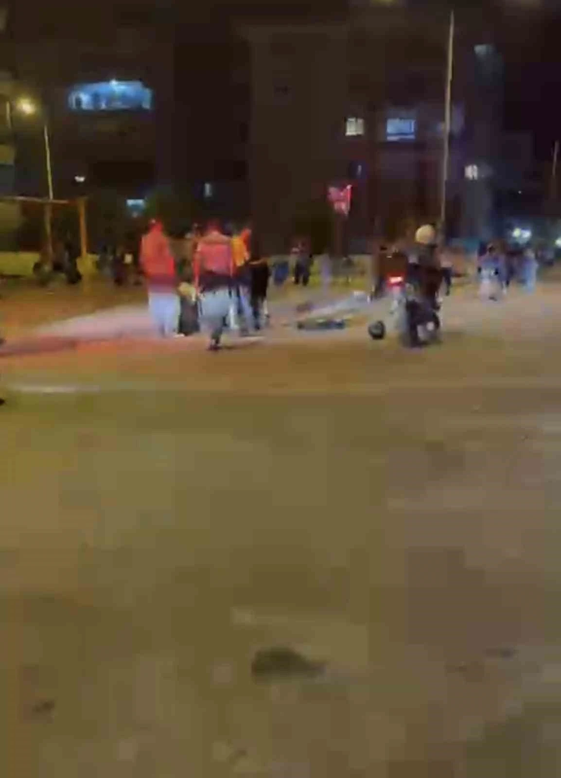 Mudanya&rsquo;da gen&ccedil; kıza jiletli saldırı: Ş&uuml;pheli kadın g&ouml;zaltına alındı
