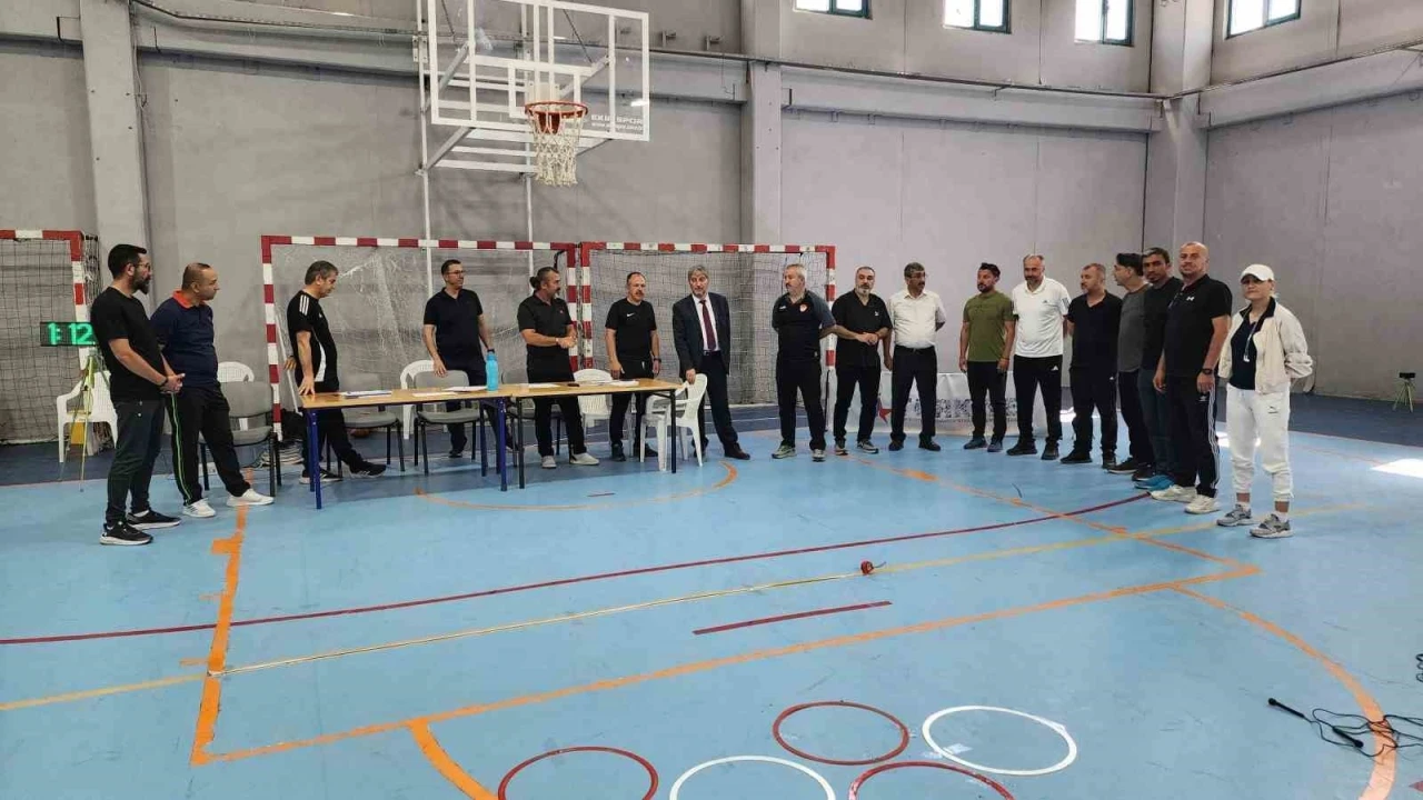 Müdür Yılmaz’dan sanat ve spora destek mesajı: &quot;Zihninizi, ruhunuzu boş bırakmayın&quot;
