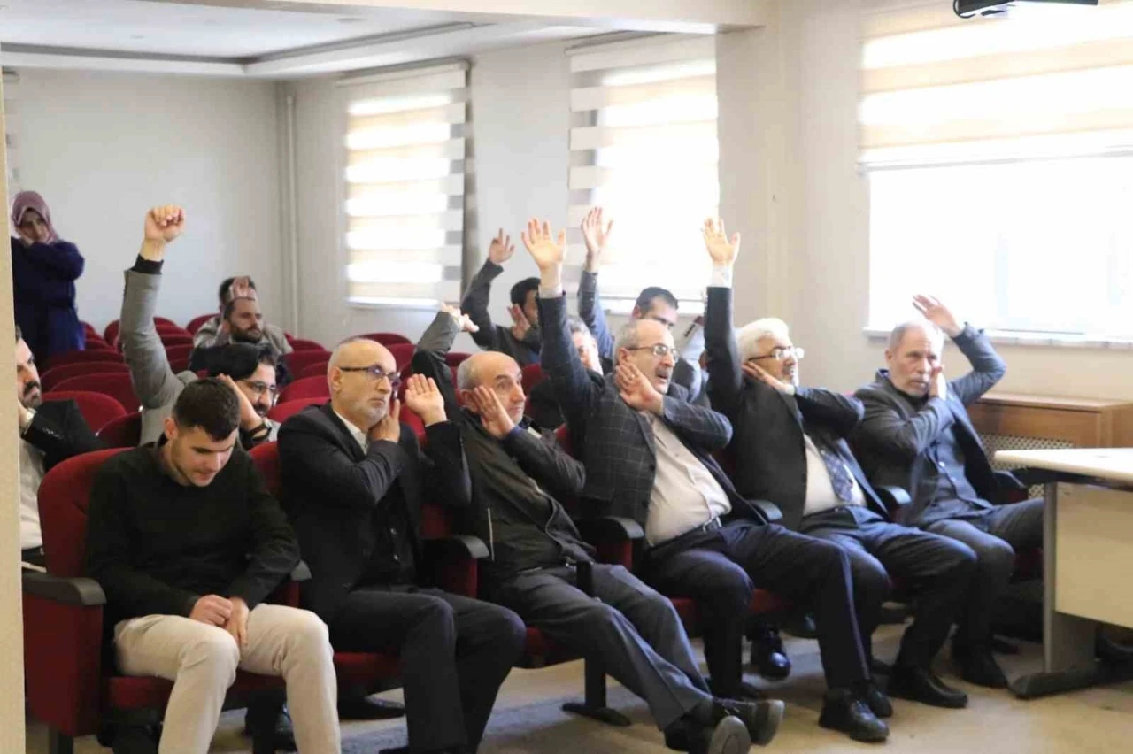 Müftülük personeline ilk yardım eğitimi verildi
