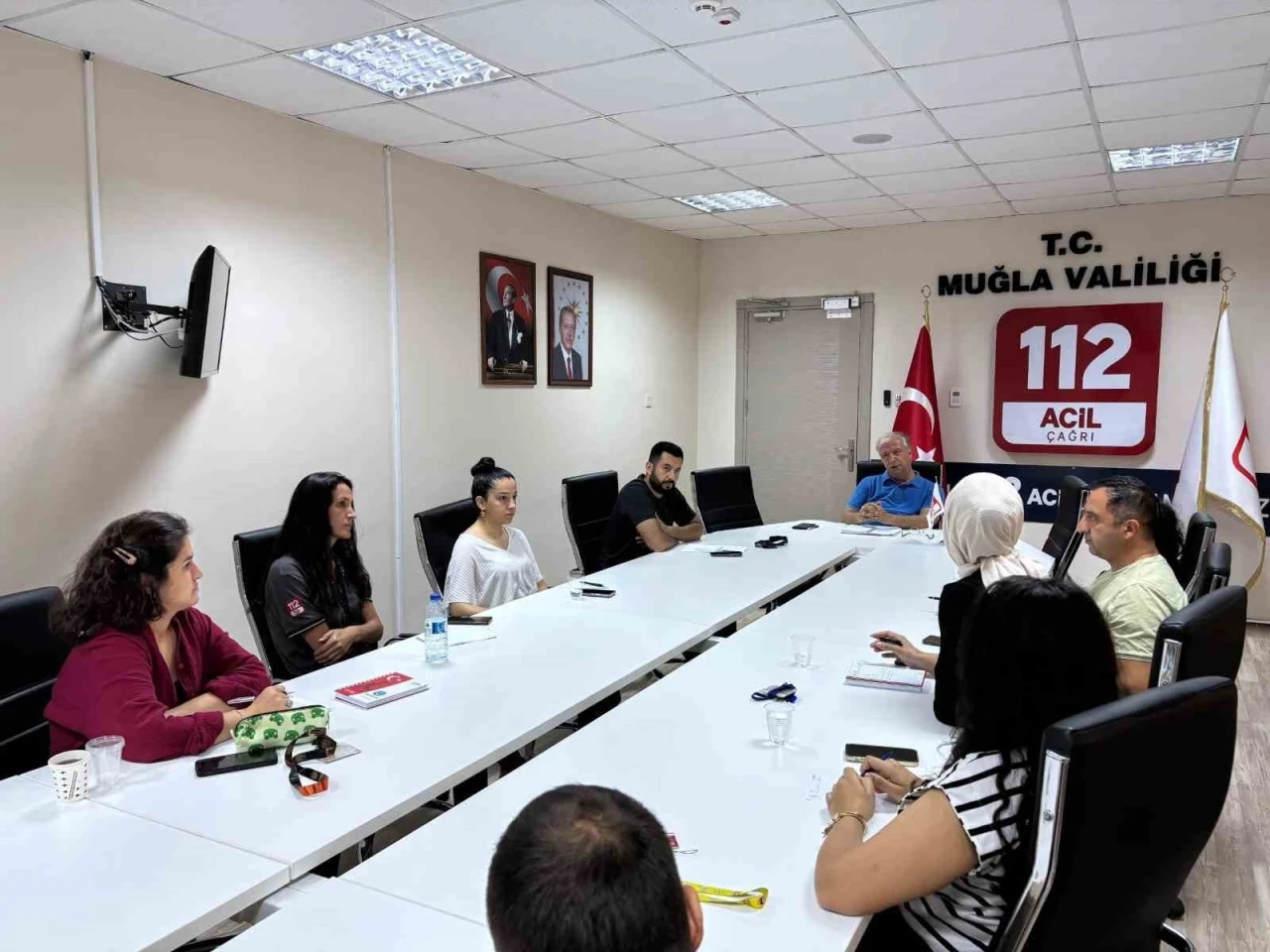 Muğla 112 Acil Çağrı Merkezi’nde aylık değerlendirme toplantısı gerçekleştirildi
