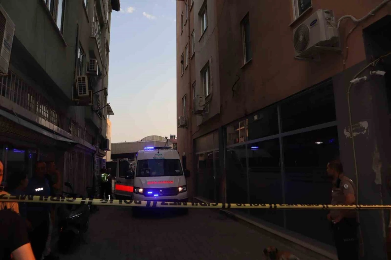 Muğla’da alkol masasında bıçaklı kavga: 2 ölü, 2 yaralı

