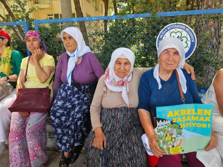 MUĞLA’DA DAVA ÖNCESİ ÇEVRECİLERDEN AKBELEN EYLEMİ