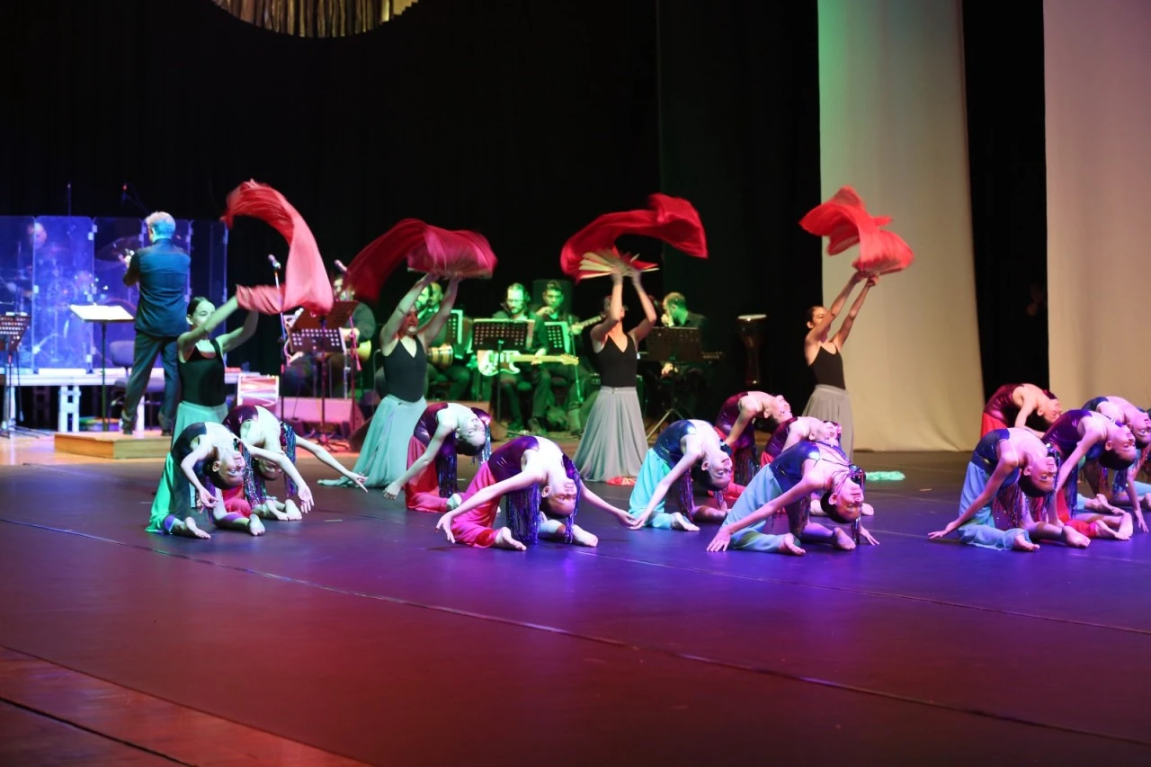 MUĞLA’DA KÜLTÜR VE SANAT “Bİ DÜNYA DANS” İLE BULUŞTU