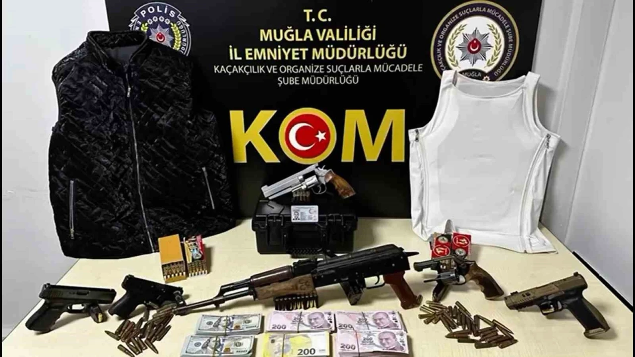 Muğla’da Özel Harekat ekiplerinden Drone destekli lüks villaya operasyon
