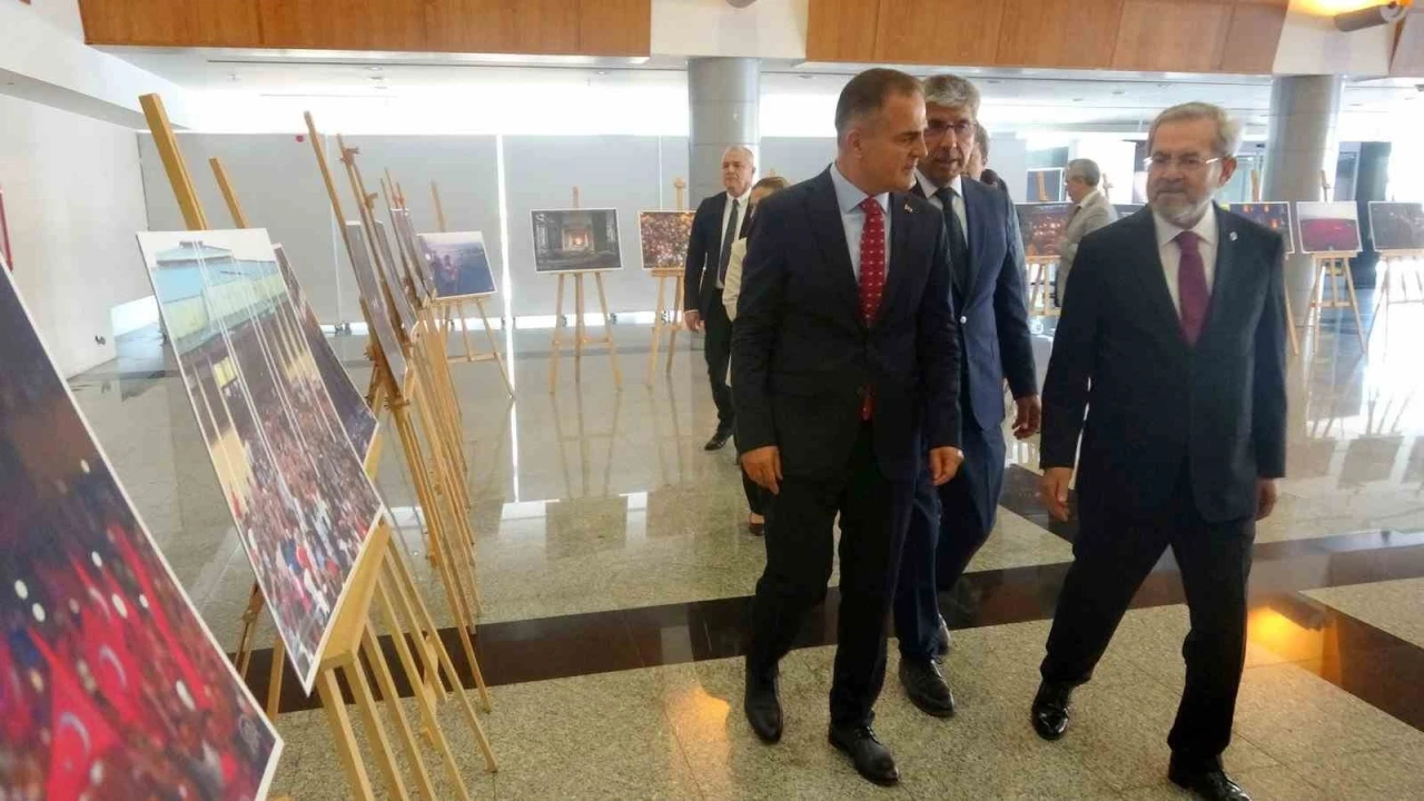 Muğla&rsquo;da "Gazi Mecliste O Gece" s&ouml;yleşisi 15 Temmuz ruhu anlatıldı
