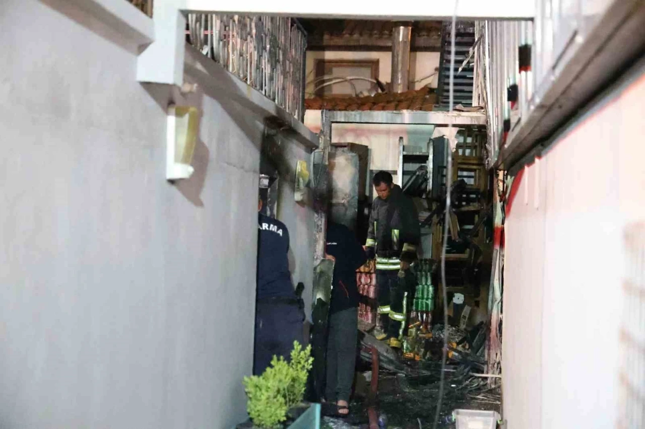 Muğla’daki restoranda çıkan yangın söndürüldü
