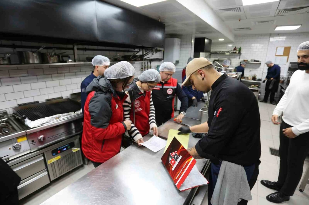 Muğla Tarım İl M&uuml;d&uuml;rl&uuml;ğ&uuml;&rsquo;nden yeni yıl &ouml;ncesi gıda denetimi
