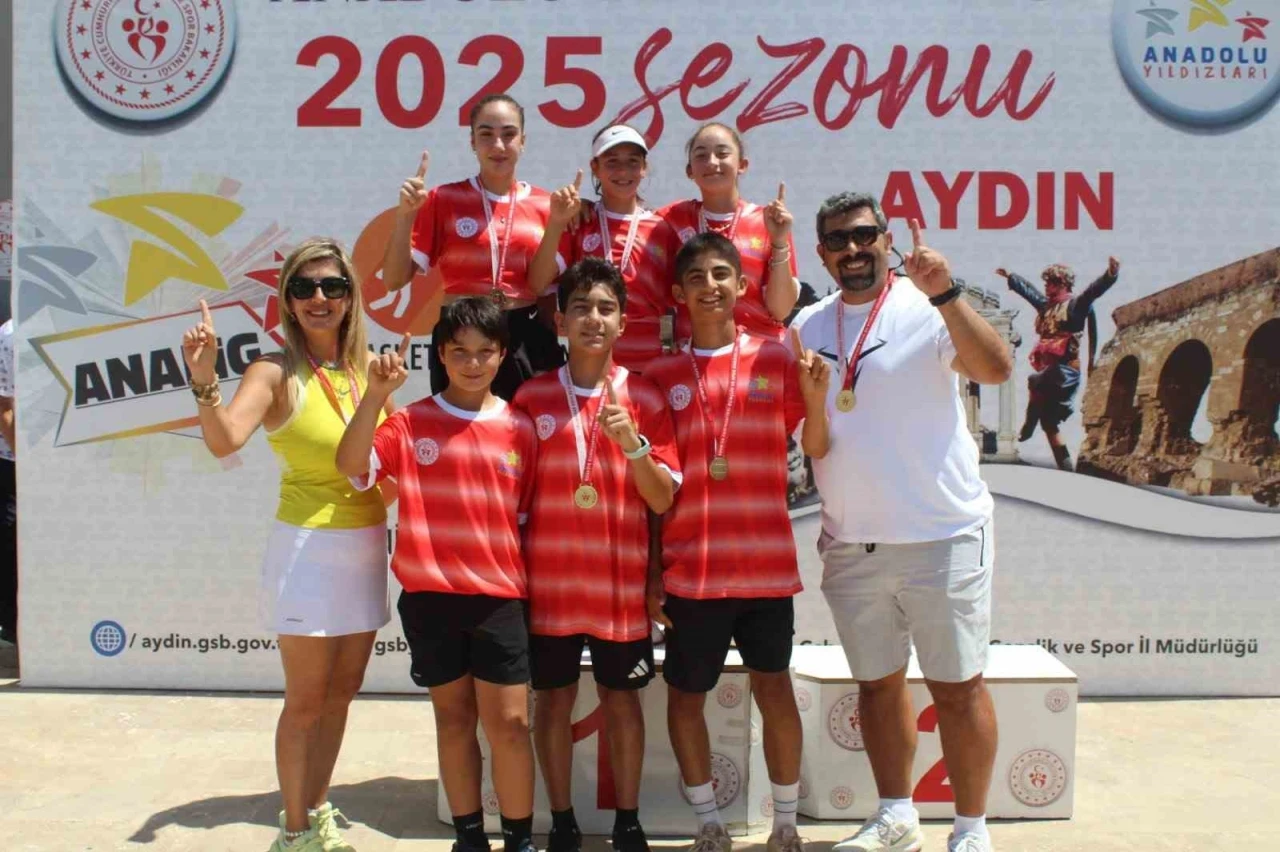 MUĞLA TENİSÇİLERİ AYDIN'DAN ZAFERLE DÖNDÜ