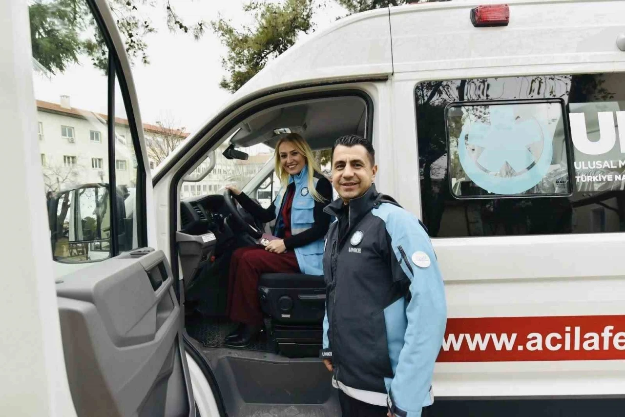 Muğla UMKE&rsquo;ye tam donanımlı lojistik ara&ccedil;
