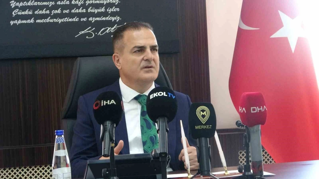 Muğla Valisi Akbıyık: &quot;Marmaris’te turizmi hedef alan paylaşımlar gerçek dışı&quot;
