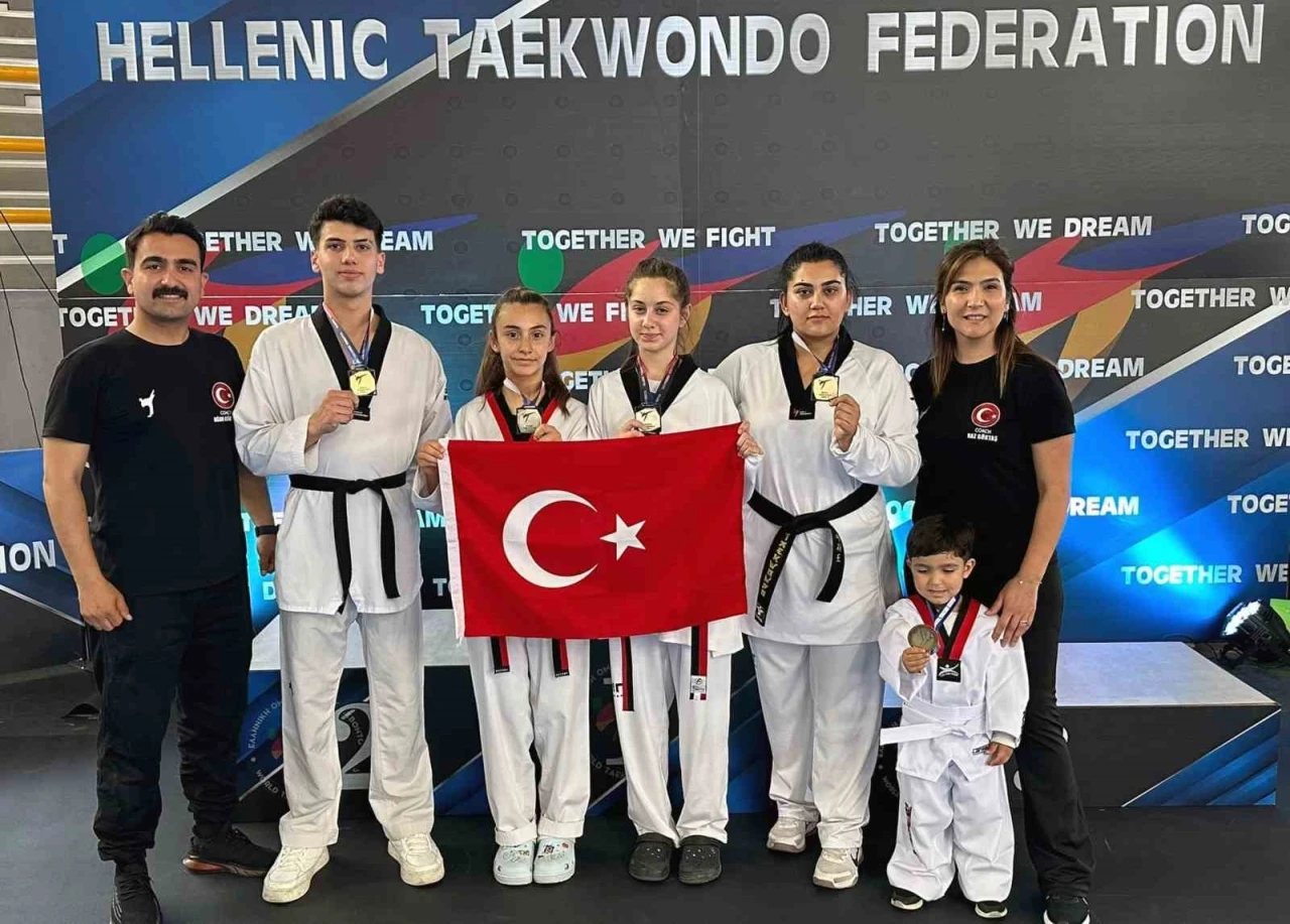 Muğlalı Tekvandocuların Yunanistan’da madalya gururu

