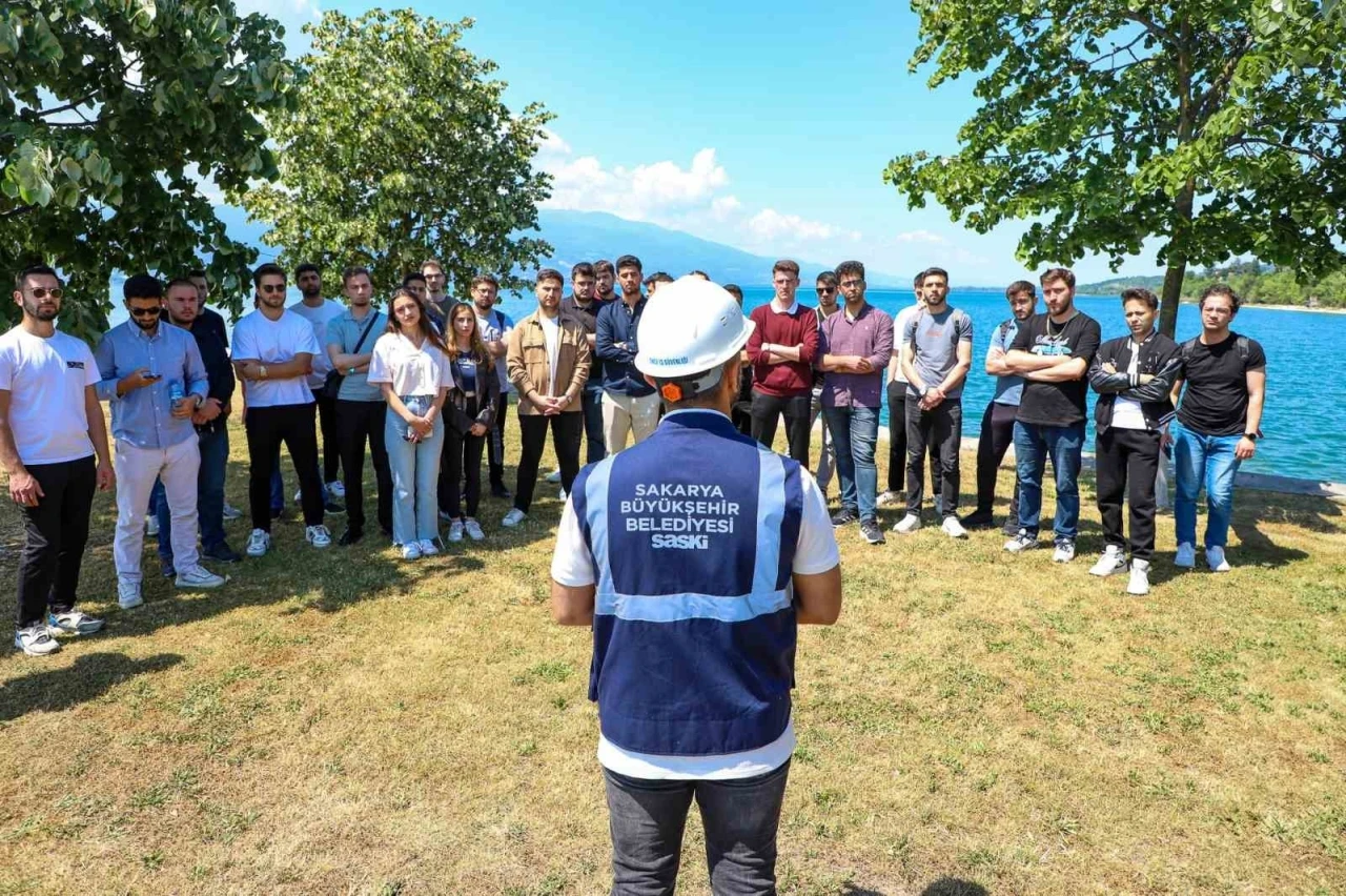 Mühendis adayları enerji üreten sistemleri yerinde inceledi
